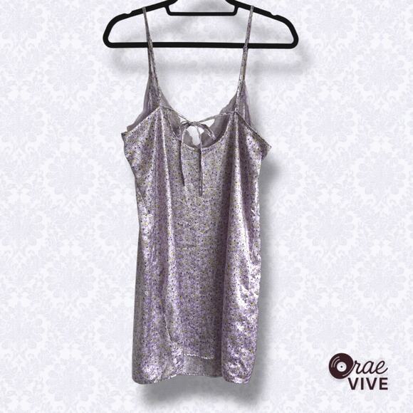 H&M DIVIDED Lavender Floral Satin Slip Dress Women's Size M - Picture 3 of 8